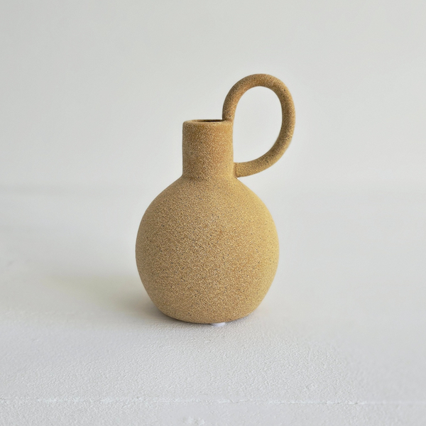 Tuscan Handle Budvase - Sand - <p style='text-align: center;'><b>HOT NEW ITEM</b><br>
R 15</p>